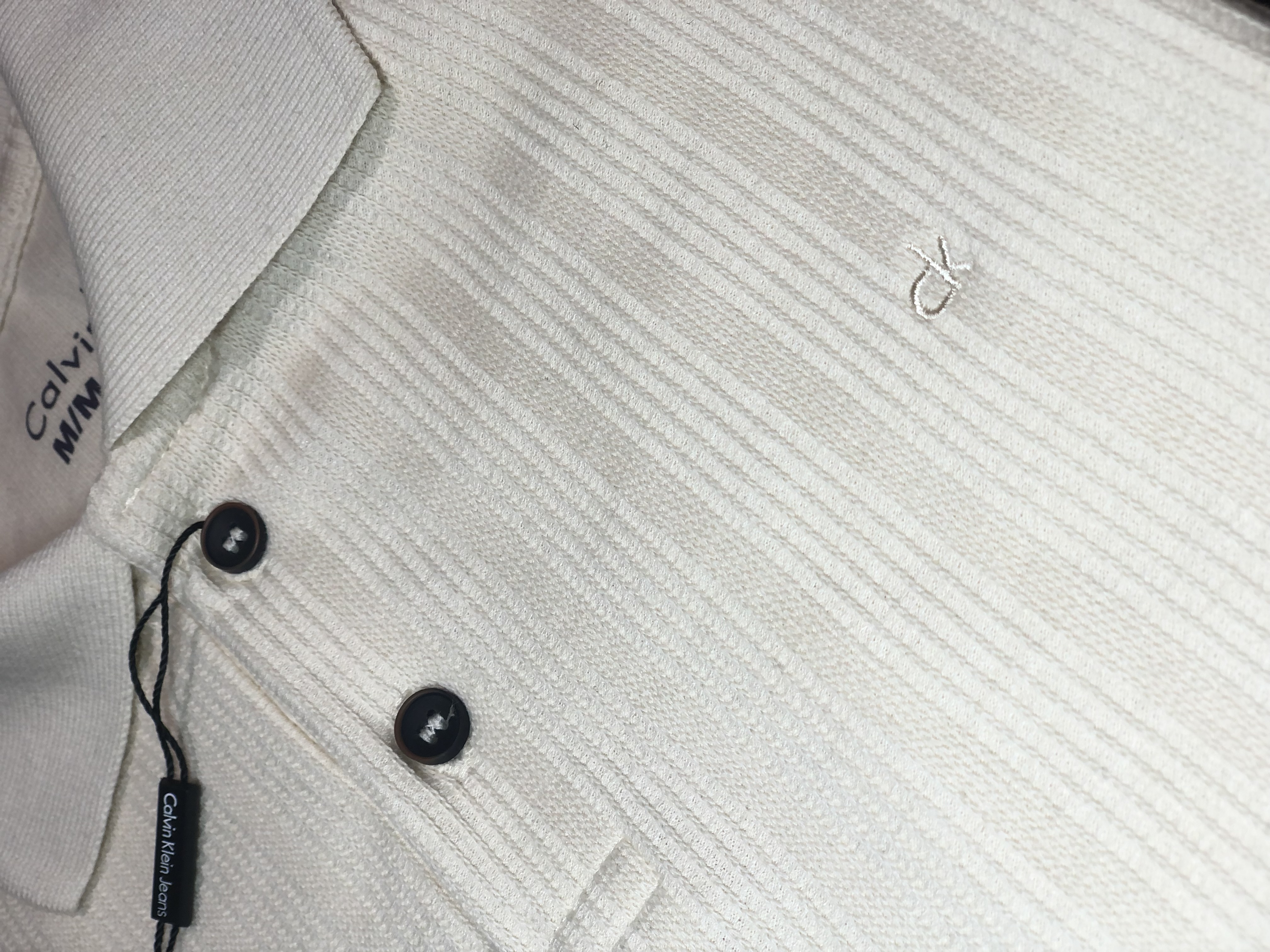 Foto 2 de CAMISA POLO TEXTURIZADA CALVIN KLEIN