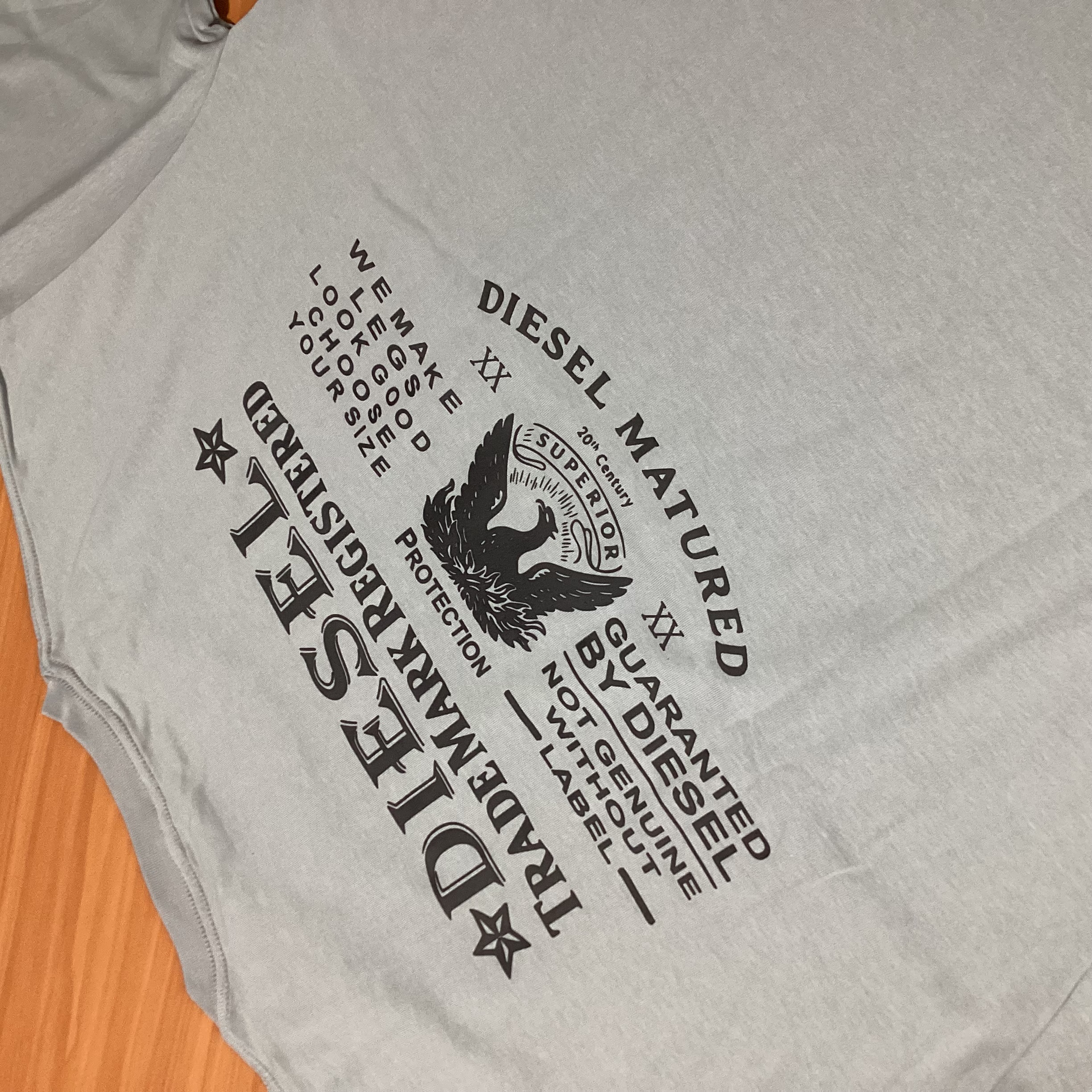 Foto 2 de CAMISA OVERSIZED DIESEL