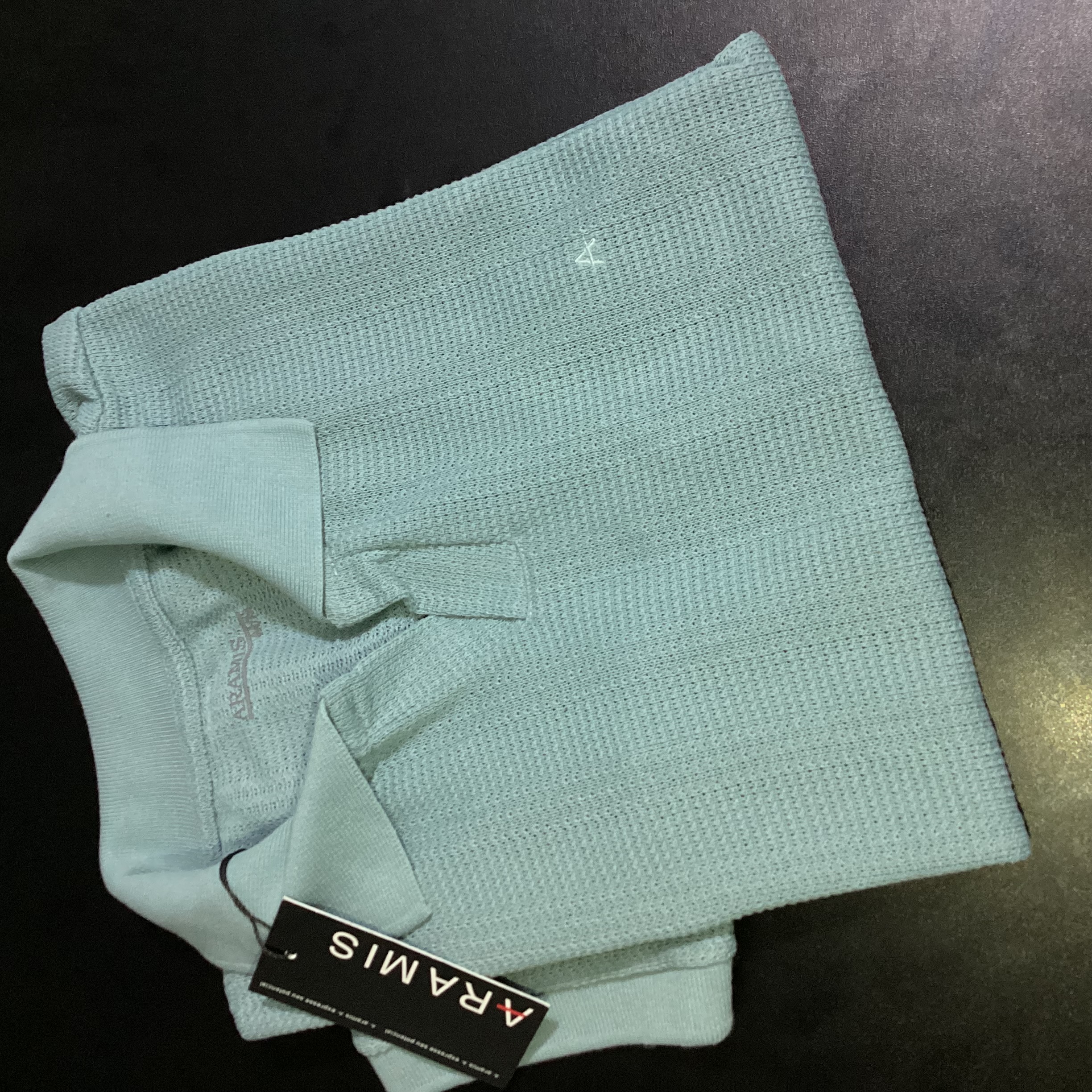 CAMISA POLO GOLA V TEXTURIZADA ARAMIS