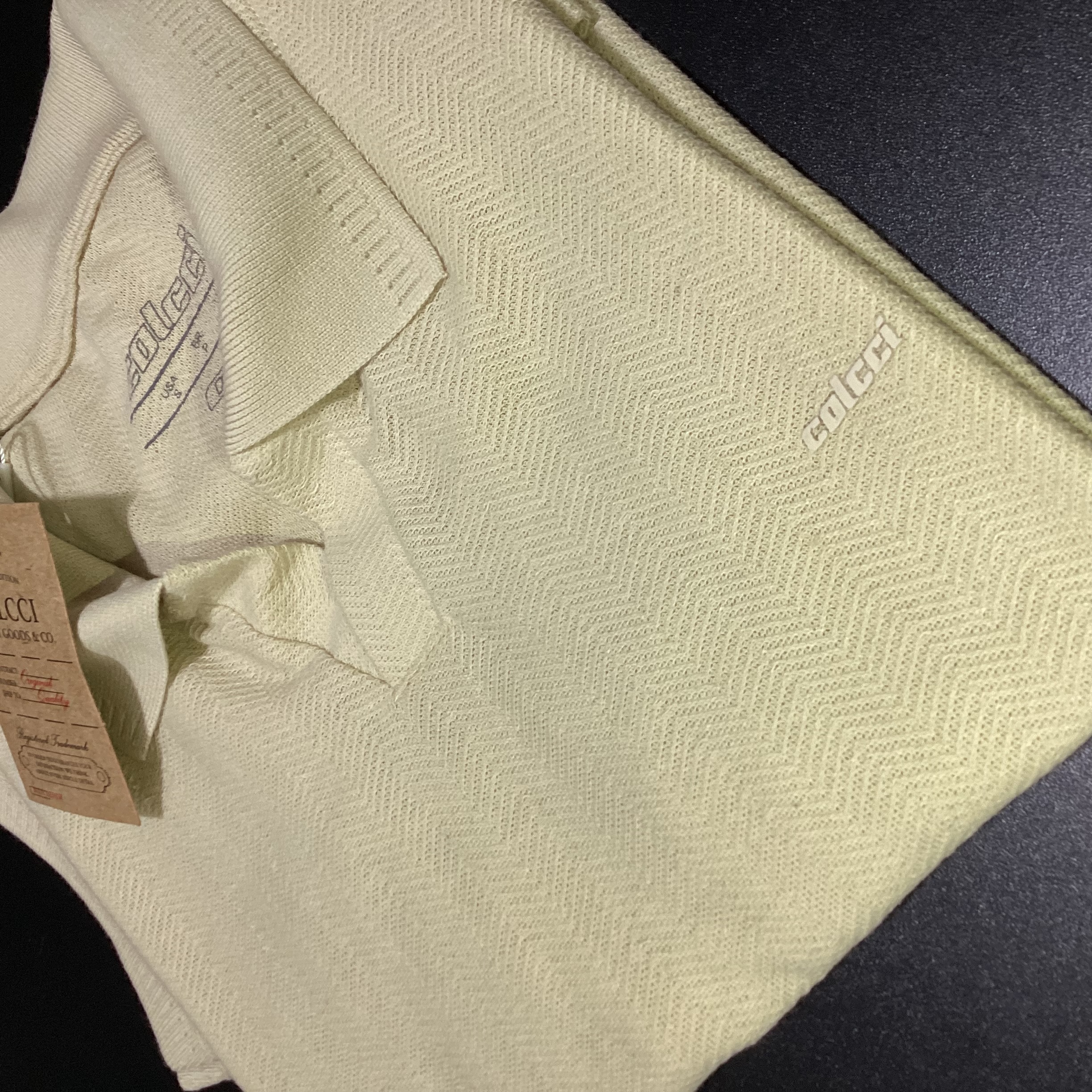 Foto 2 de CAMISA POLO GOLA V TEXTURIZADA COLCCI