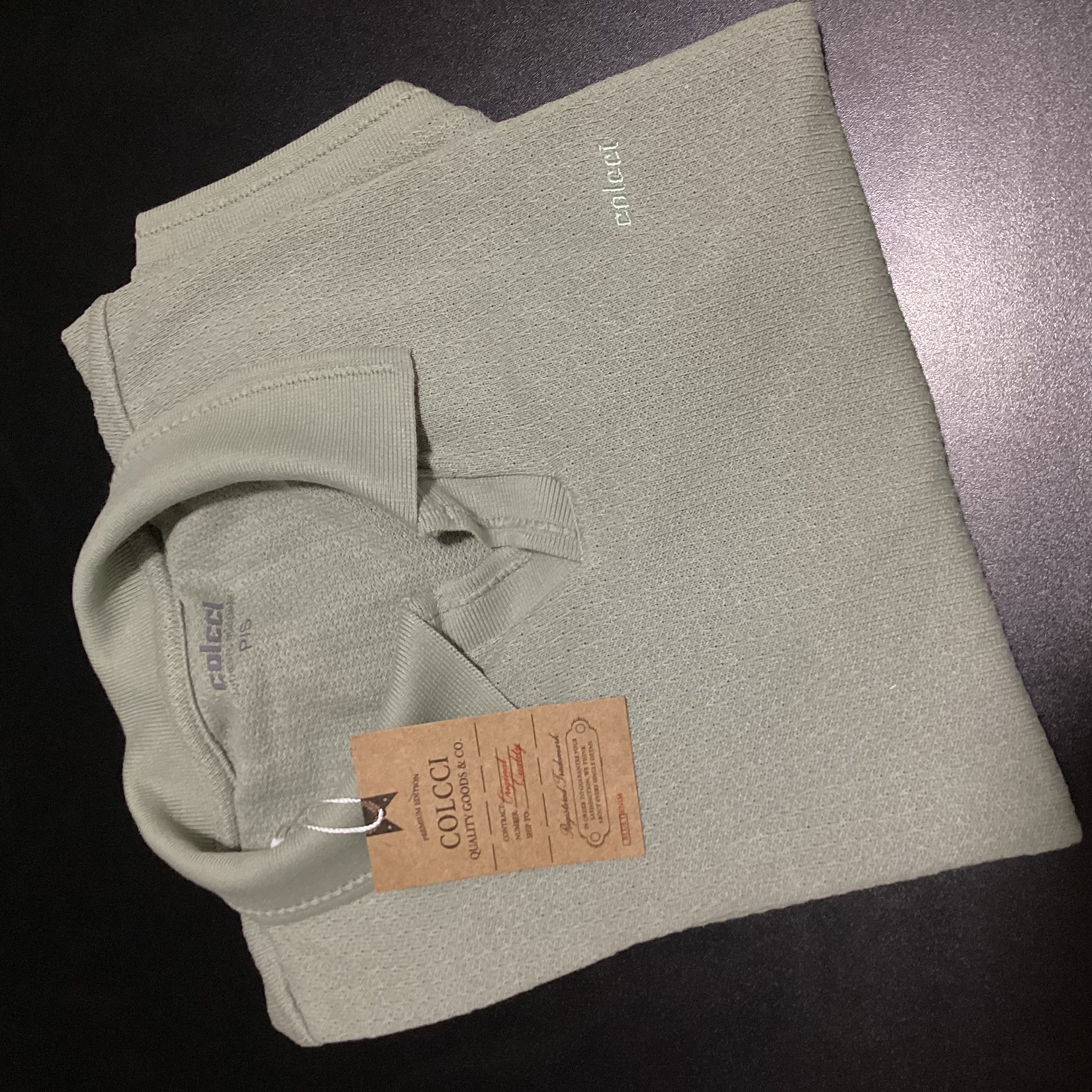 CAMISA POLL GOLA V TEXTURIZADA COLCCI