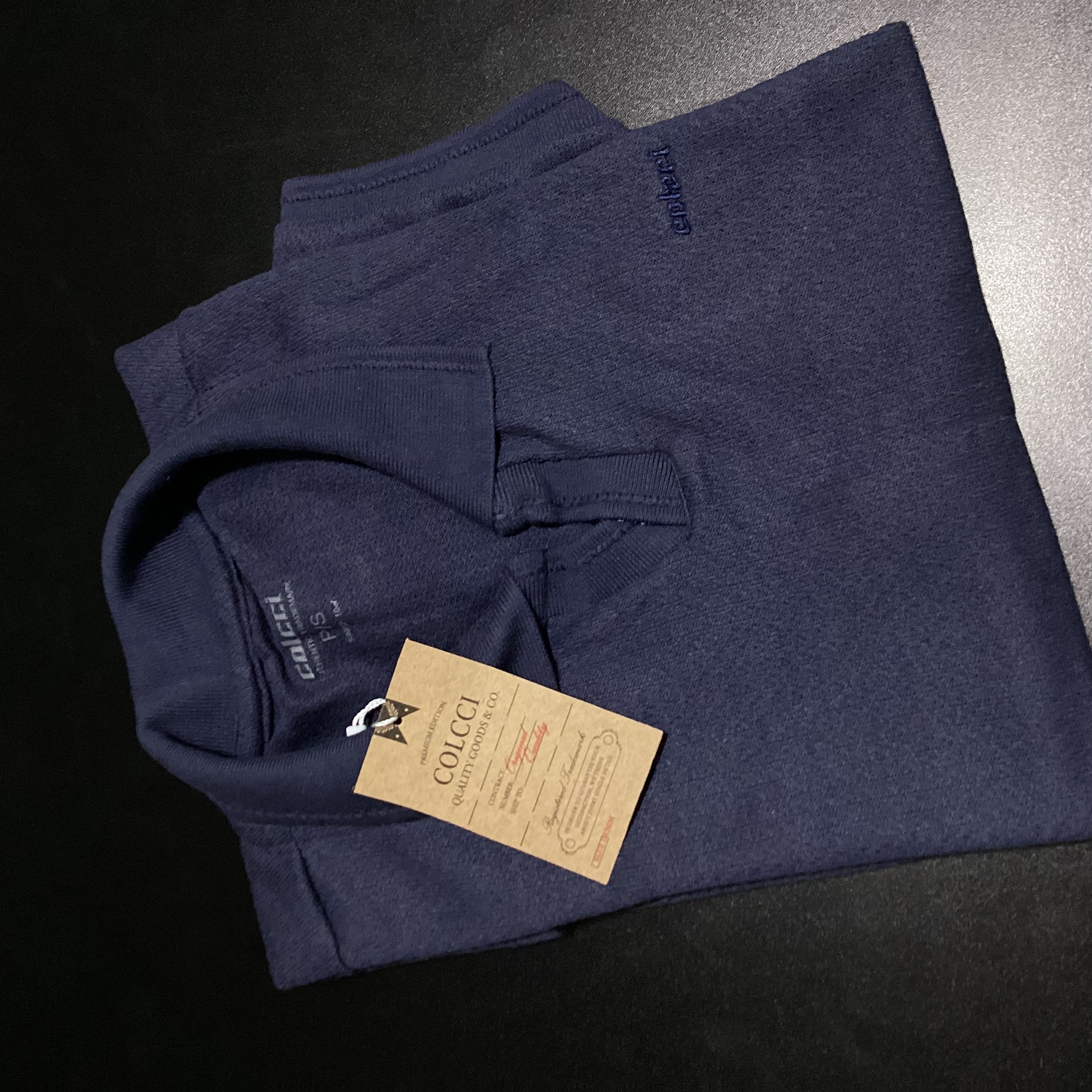 CAMISA POLO GOLA V TEXTURIZADA COLCCI