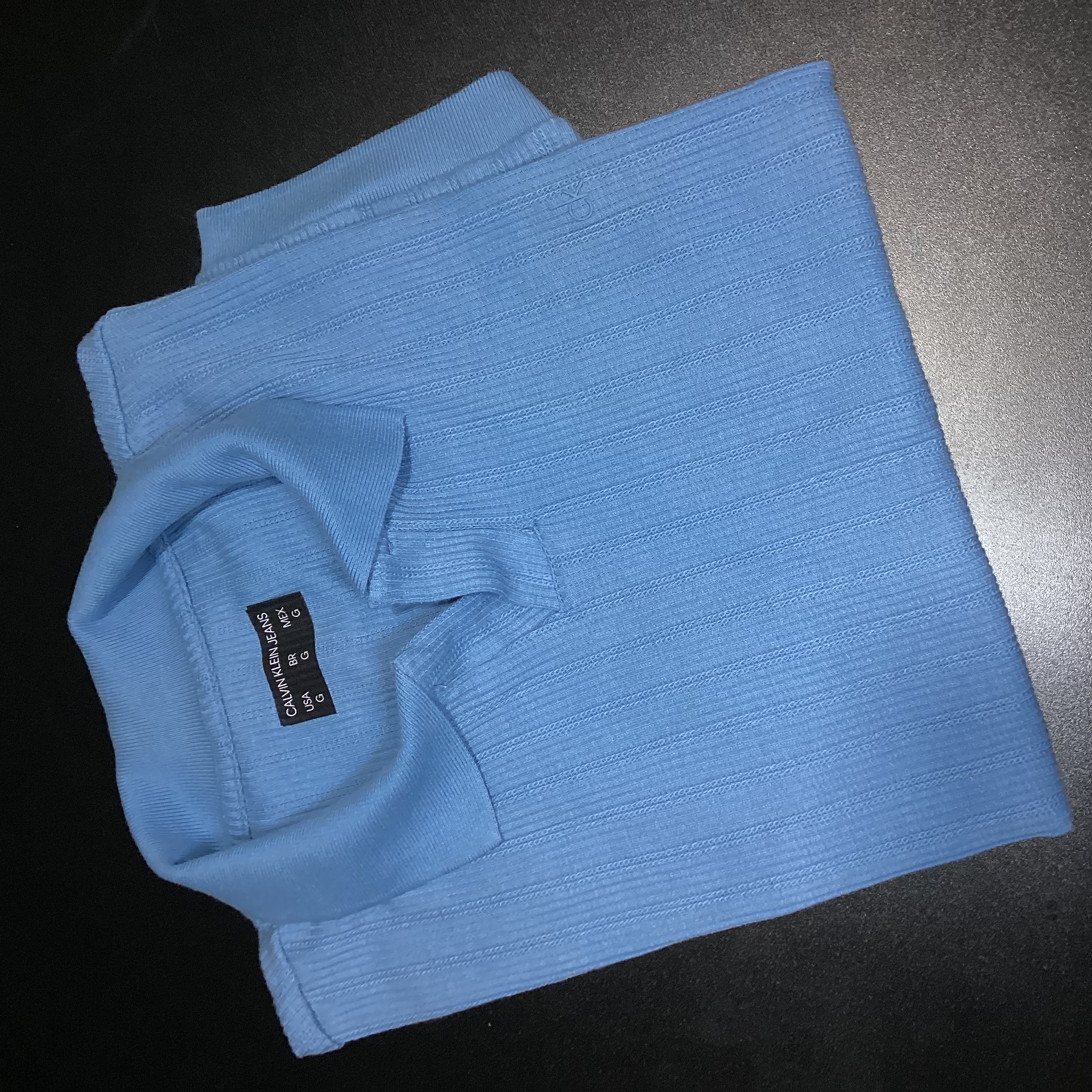 CAMISA POLO GOLA V TEXTURIZADA CALVIN KLEIN