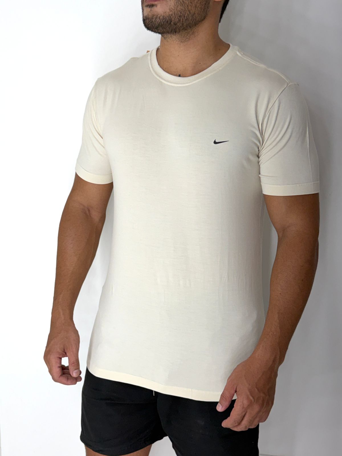 CAMISA TECNOLÓGICA NIKE